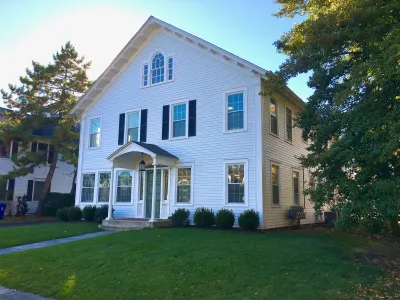 Cawley of National Multifamily closes on five-unit apartment for $1.71 million (NEREJ)